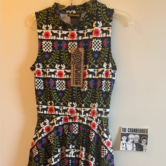 BNWT Nooworks Guardians Dahlia Dress - Picture 11 of 11